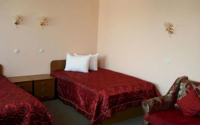 Yahont Hotel