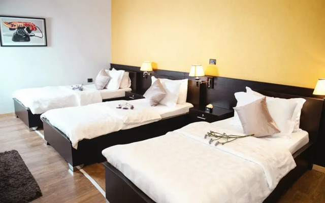 Eagle Hotel