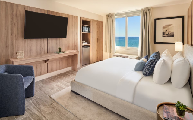 Hillsboro Beach Resort by Kasa