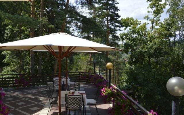 Kashmir Wellness & SPA Hotel Adults Only