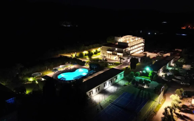 Le Ginestre Family Wellness Hotel