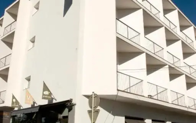 Nuria Hotel