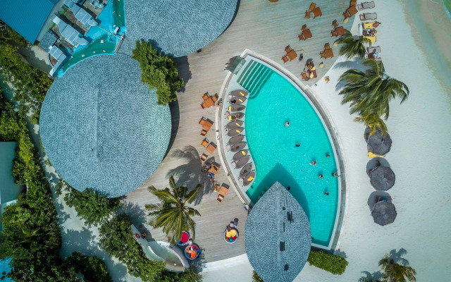 Centara Ras Fushi Resort & Spa Maldives