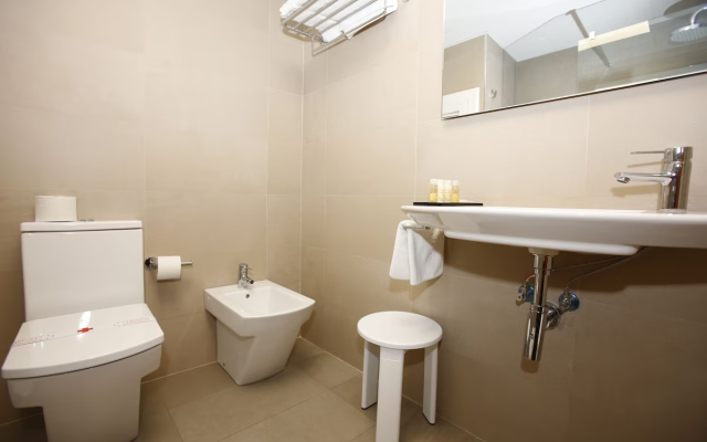 Отель Castilla Alicante