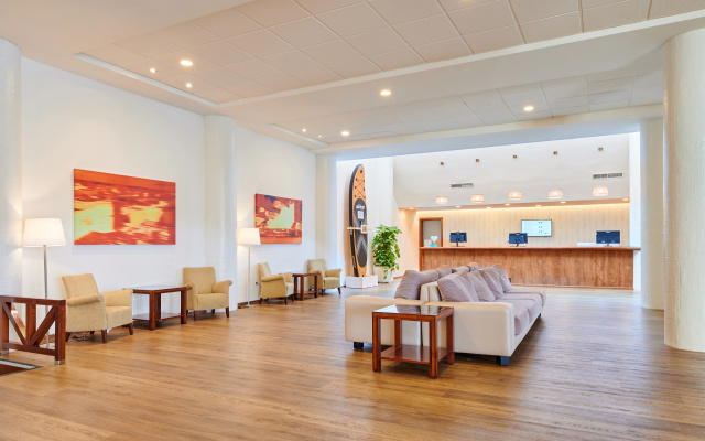 AluaSun Cala Antena – All Inclusive