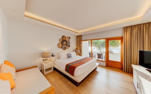Cinnamon Dhonveli Maldives Resort