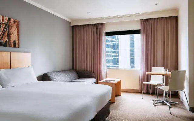 Mercure Melbourne Southbank