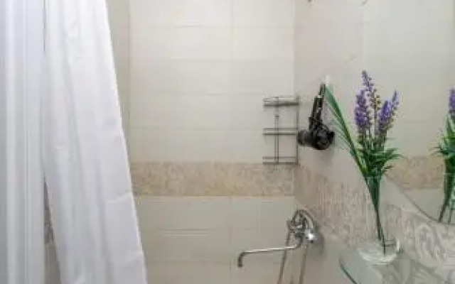 Апартаменты на проезде Юрия Тена 10