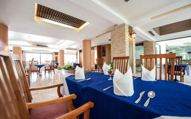 Phi Phi Island Cabana Hotel
