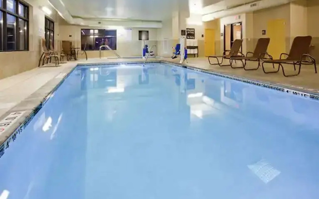 Hampton Inn & Suites Minneapolis West/ Minnetonka