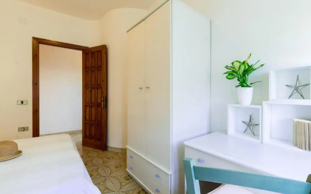 Spazioso Appartamento al Mare con Giardino