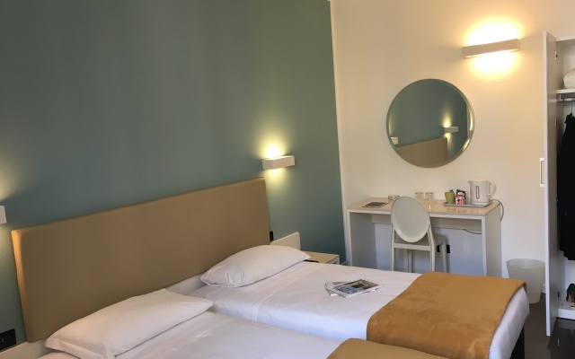 Отель Demidoff Hotel Milano