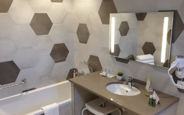 Val Baussenc, The Originals Relais