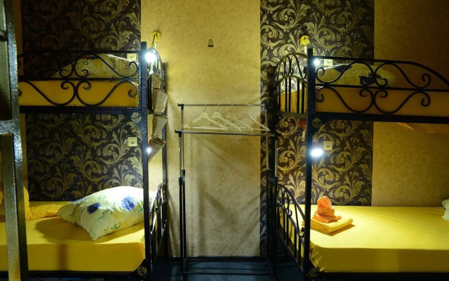 Hostel Shpinat on Fedoseenko Street 17