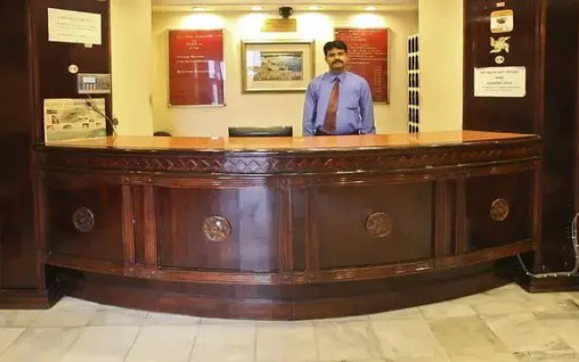 Hotel Samrat International