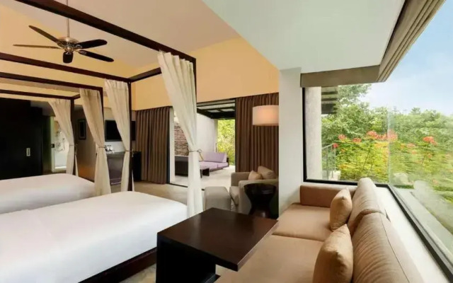 Dharana at Shillim Hotel