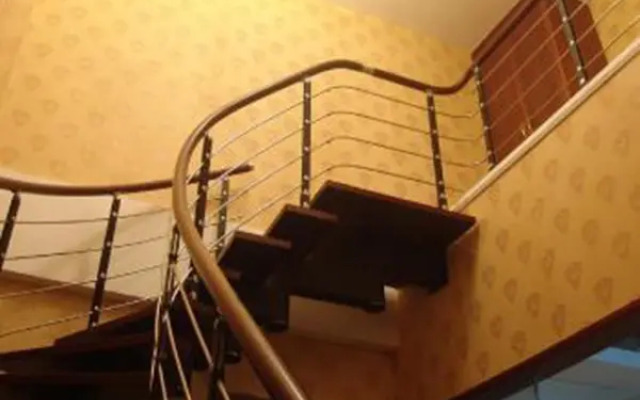 Crown Hotel