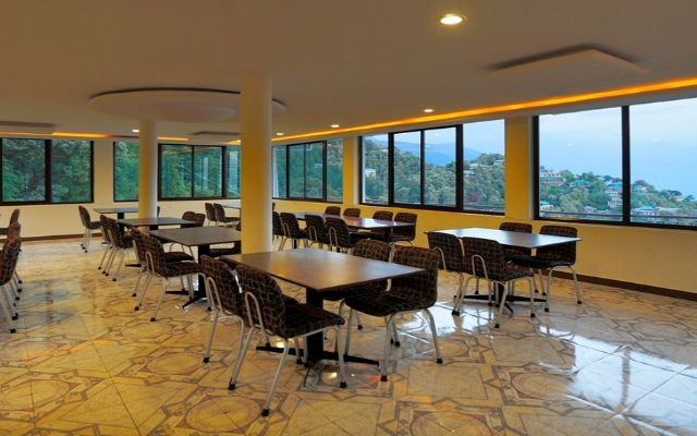 Dal Lake Resort