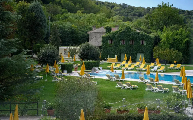 Terme Preistoriche Resort & Spa