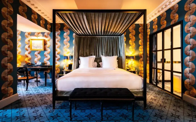Hôtel de Berri Champs-Élysées, a Luxury Collection Hotel