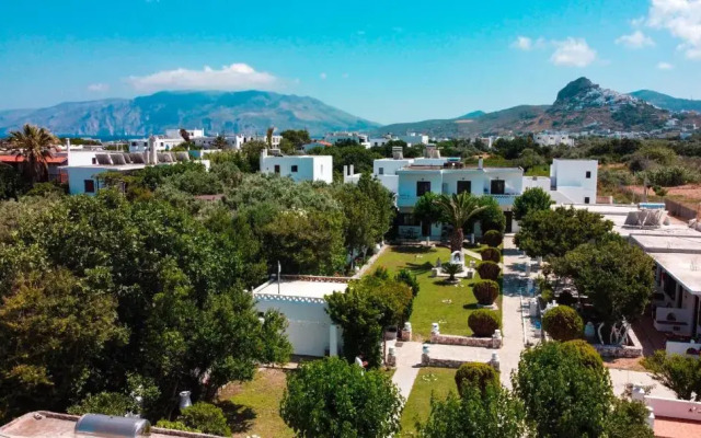 Avra Studios & Apartments