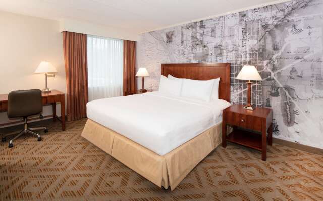 DoubleTree Suites by Hilton Hotel Philadelphia West