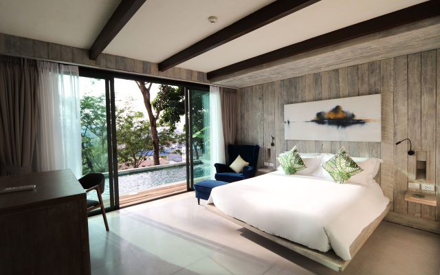 Dinso Resort & Villas Phuket, Vignette Collection, an IHG Hotel