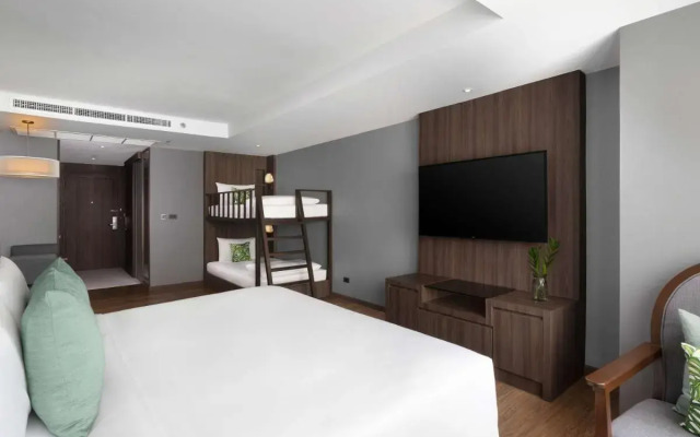 Novotel Living Bangkok Sukhumvit Legacy