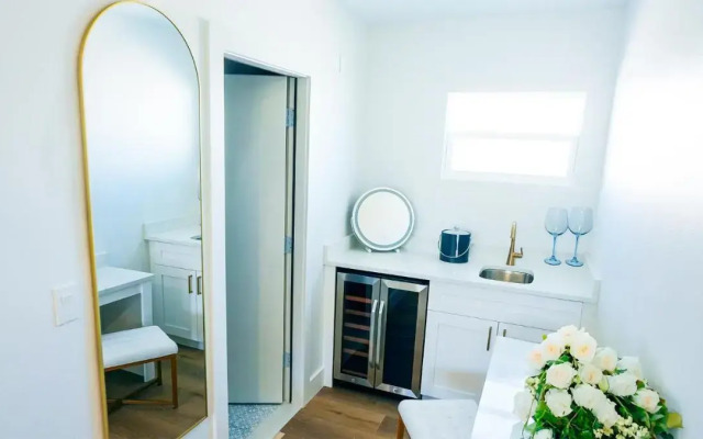 Ivory Sands Beach Suites