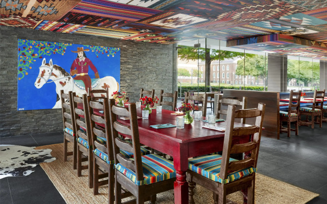 Graduate by Hilton Dallas