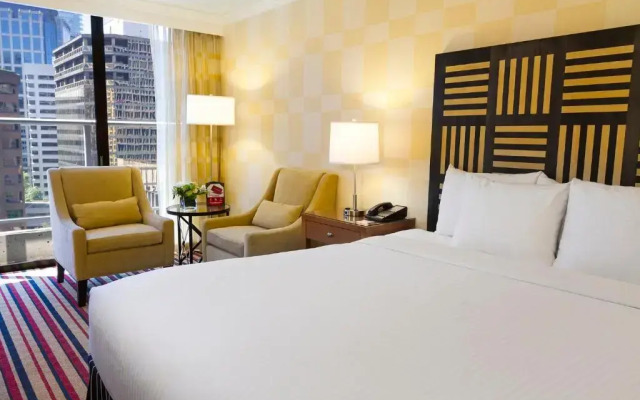 Pinnacle Hotel Harbourfront