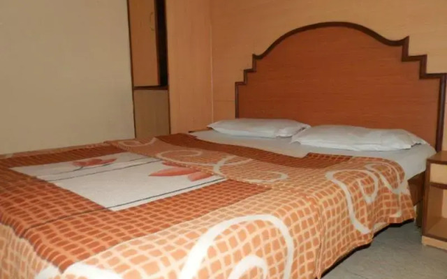 Hotel Shree Damodar Regency