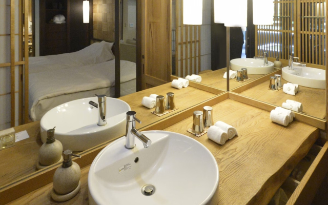 Gora Hanaougi Madoka No Mori Guest house