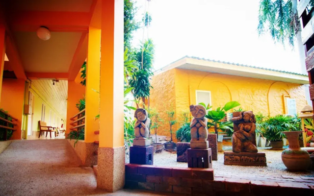 Peace Resort Pattaya