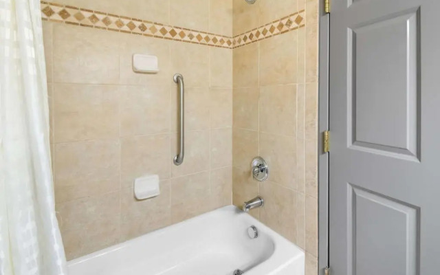 Big Country Hotel & Suites, SureStay Collection by BW