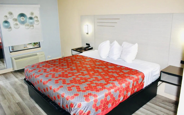 Milan Inn & Suites