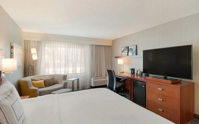 Sonesta Select Huntington Beach Fountain Valley