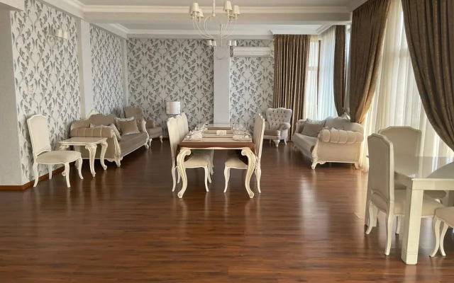 Retro Hotel