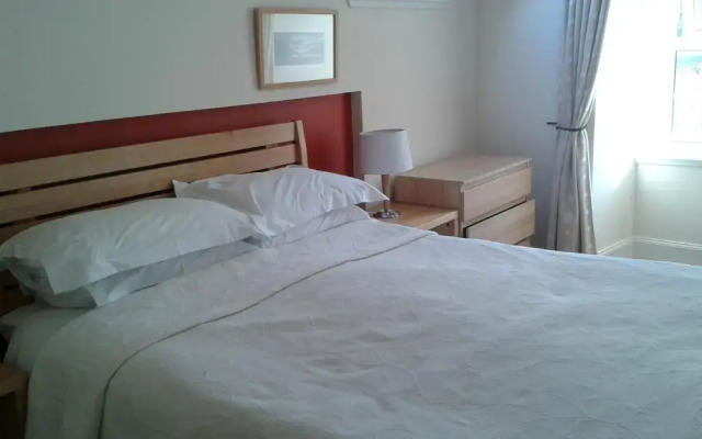 Harris Hotel