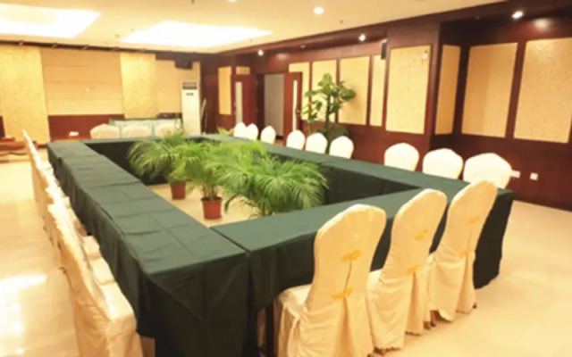 Linda Seaview Hotel