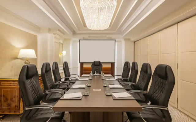 Riviera Rayhaan by Rotana Doha