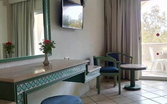Shell Beach Hotel & Spa