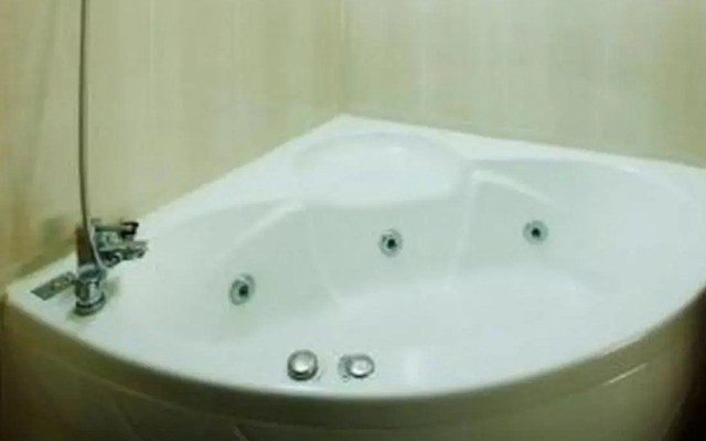 Winners Tourist Hotel