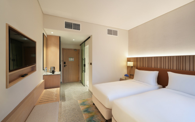 Arabian Park Dubai, an Edge by Rotana Hotel