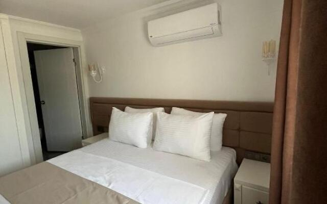 Lotus Port Hotel