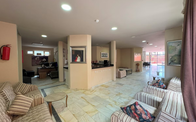 Gold Twins Boutique Hotel