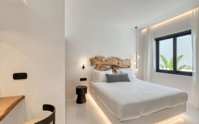 Mykonos Town Black Villa with Cave Heated Pool