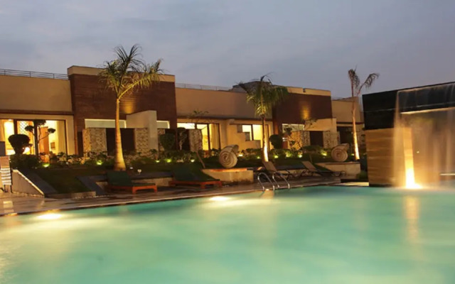 Oodles Hotel Chhattarpur South Delhi