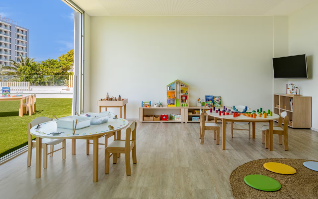 Отель Melia South Beach