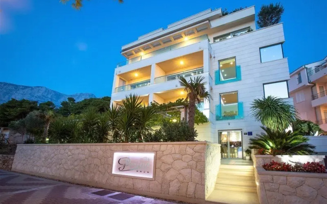 Beach Penthouse Apartment